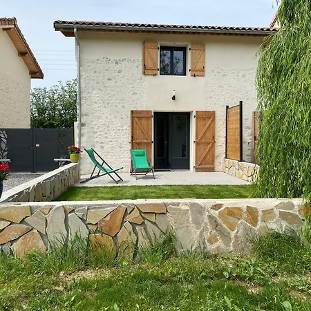 Le Grand Bleu Holiday home