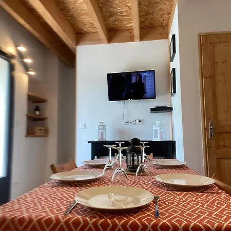 Le Grand Bleu Vakantiehuis Bordes-de-Riviere